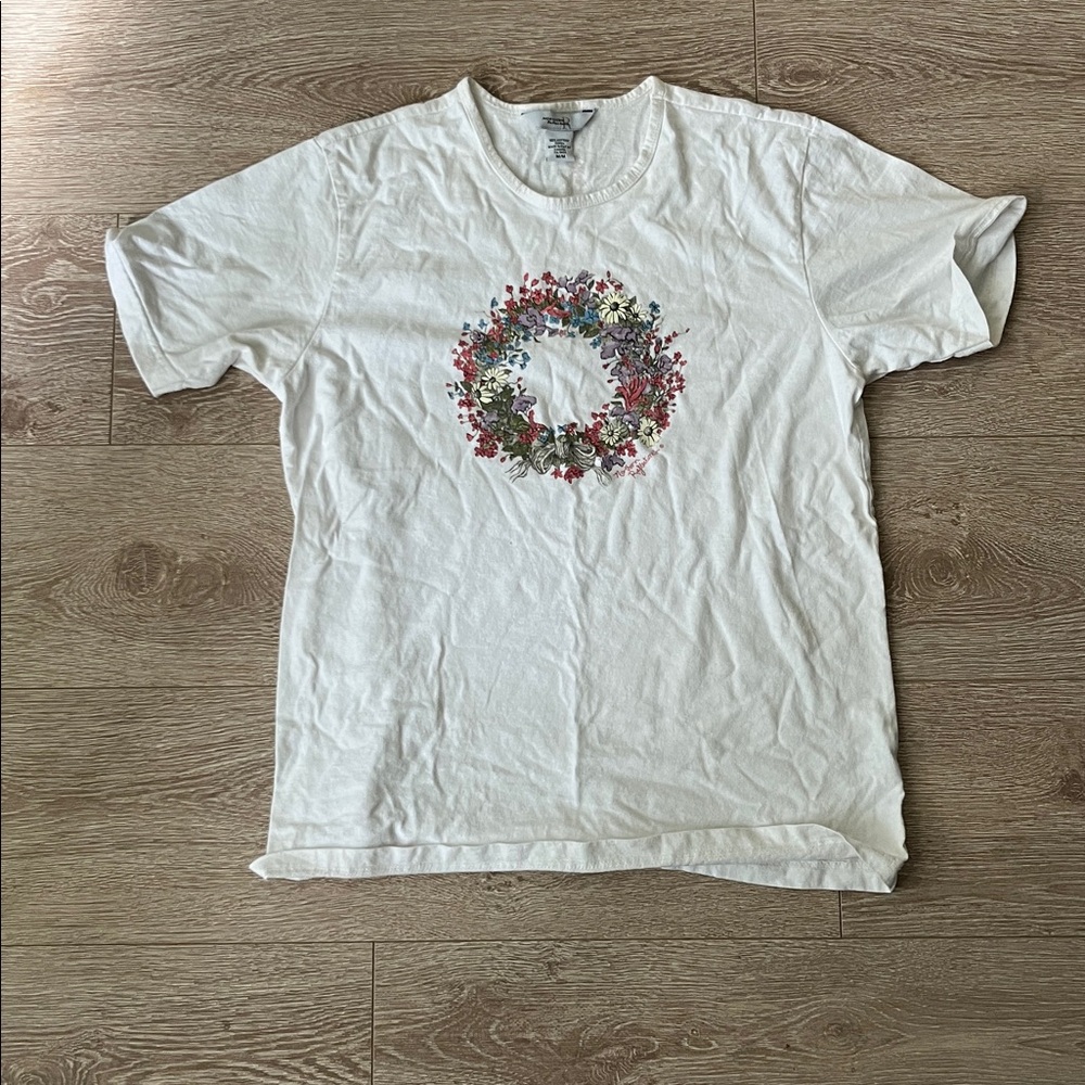 Vintage Northern Reflections Size M Floral Wreath Graphic T-Shirt